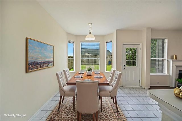 11011 Hunting Path Court, Houston, TX 77065