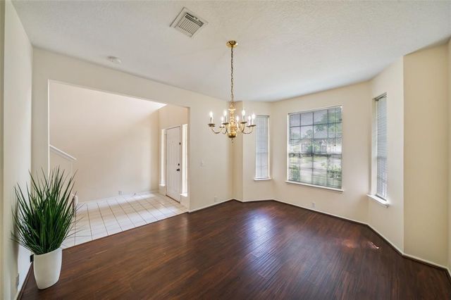 11011 Hunting Path Court, Houston, TX 77065