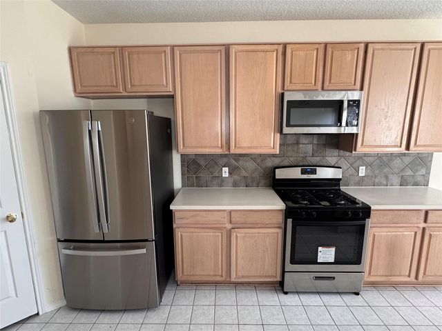 11011 Hunting Path Court, Houston, TX 77065