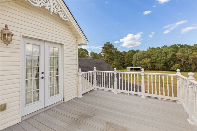 374 CR 104, Carthage, TX 75633