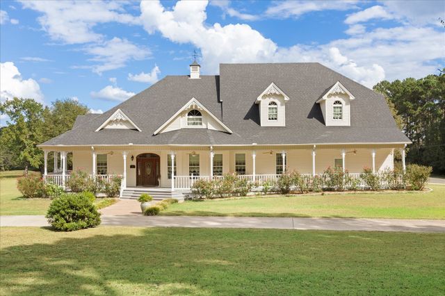 374 CR 104, Carthage, TX 75633