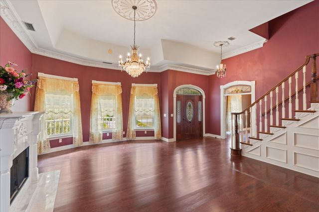 374 CR 104, Carthage, TX 75633