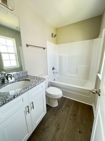 224 Tara Ct, Columbia, TN 38401