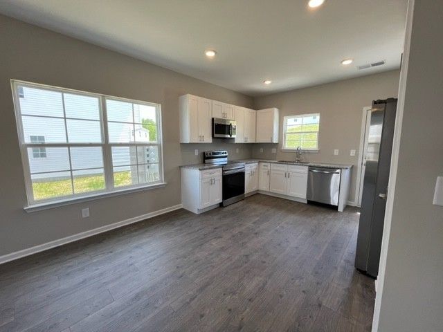 224 Tara Ct, Columbia, TN 38401