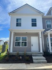 224 Tara Ct, Columbia, TN 38401