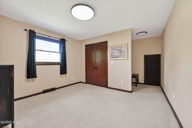 28741 White Road, Perrysburg, OH 43551