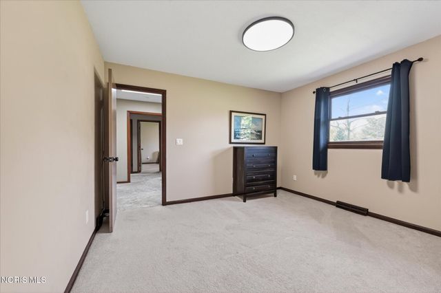 28741 White Road, Perrysburg, OH 43551