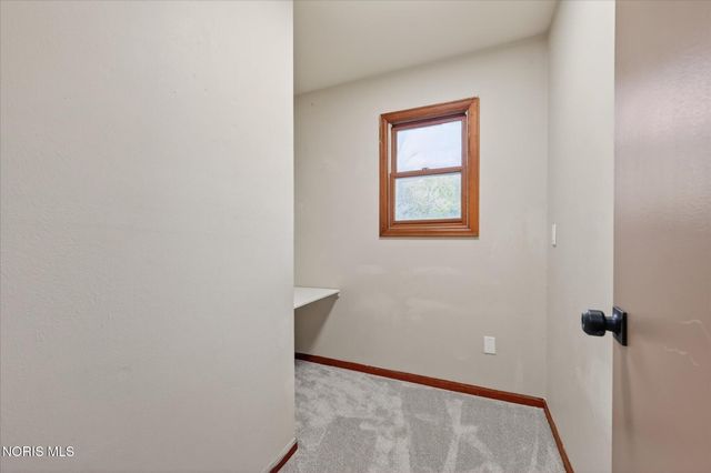 28741 White Road, Perrysburg, OH 43551