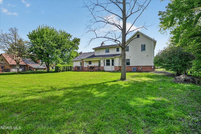 28741 White Road, Perrysburg, OH 43551