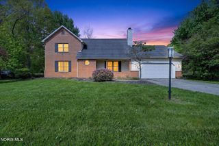 28741 White Road, Perrysburg, OH 43551