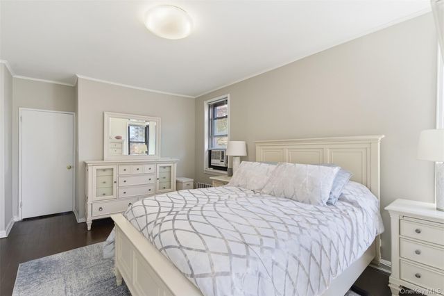 6960 108th Street 306, Forest Hills, NY 11375