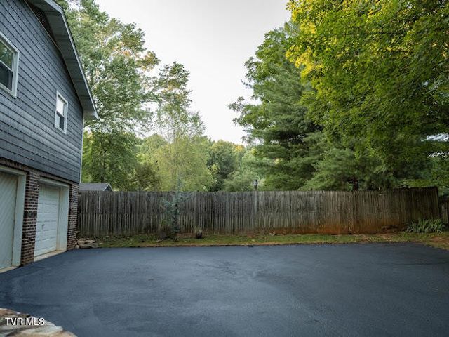 25597 Cornelius Drive, Abingdon, VA 24211