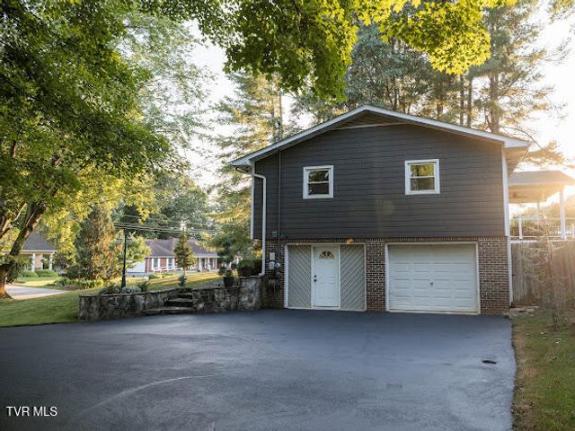 25597 Cornelius Drive, Abingdon, VA 24211