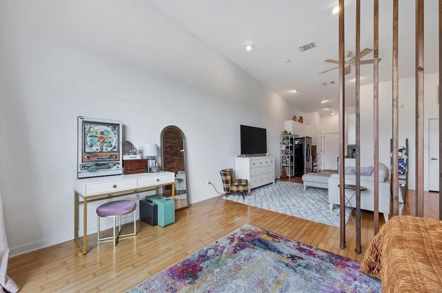 2931 E 12th ST 306, Austin, TX 78702