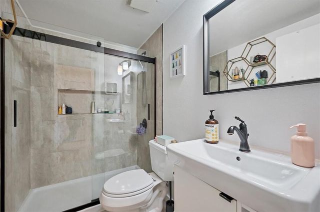 2931 E 12th ST 306, Austin, TX 78702