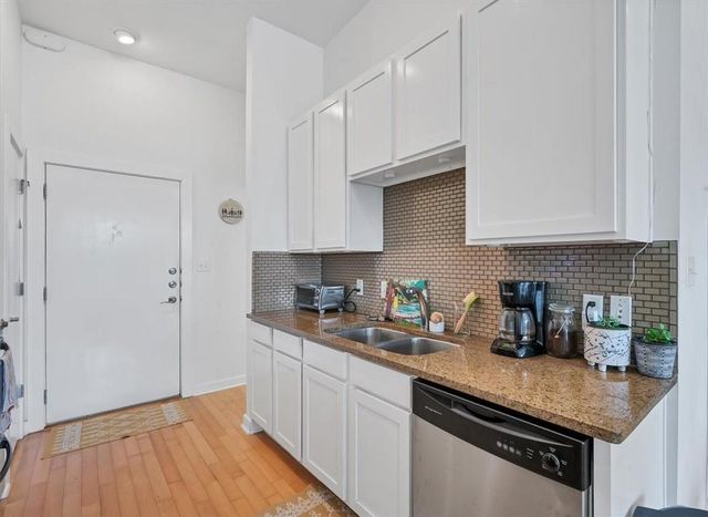 2931 E 12th ST 306, Austin, TX 78702