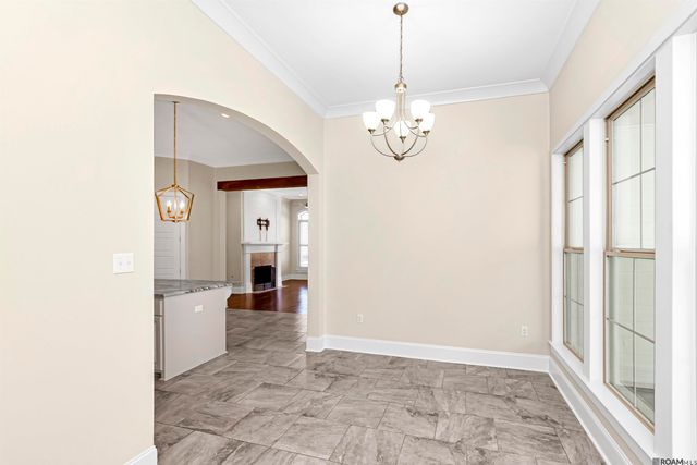 6529 Silver Oak, Baton Rouge, LA 70817