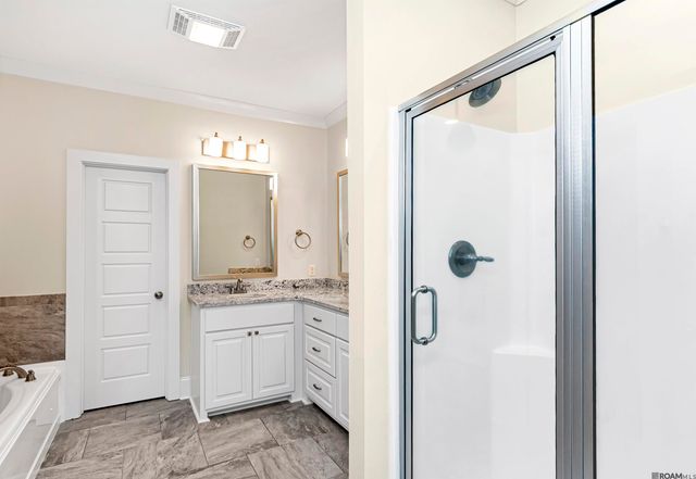 6529 Silver Oak, Baton Rouge, LA 70817