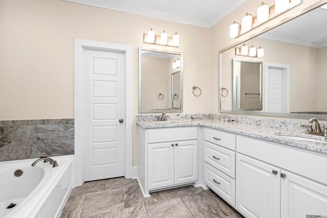 6529 Silver Oak, Baton Rouge, LA 70817