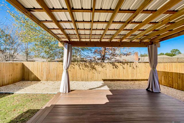 6529 Silver Oak, Baton Rouge, LA 70817