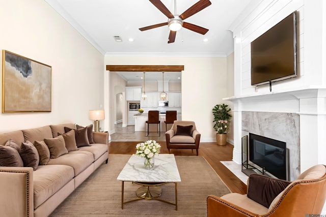 6529 Silver Oak, Baton Rouge, LA 70817