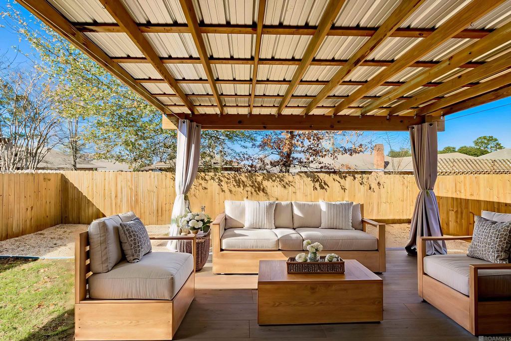 6529 Silver Oak, Baton Rouge, LA 70817