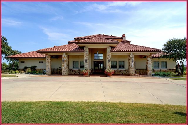 4945 Grinstein Drive, Fort Worth, TX 76244