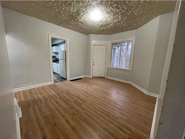 1013 Maple Avenue, Jackson, MI 49203