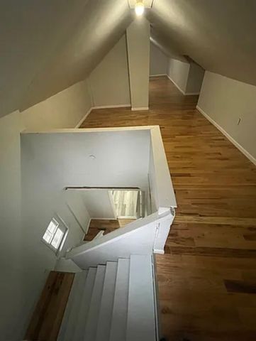 1013 Maple Avenue, Jackson, MI 49203