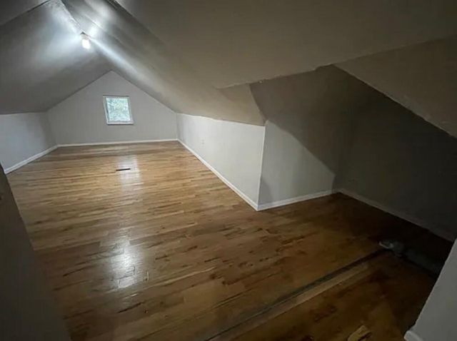 1013 Maple Avenue, Jackson, MI 49203