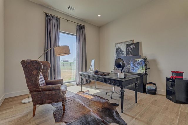 22199 Interstate Highway 45 Feeder N, Buffalo, TX 75831