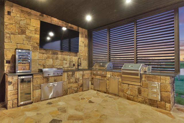 22199 Interstate Highway 45 Feeder N, Buffalo, TX 75831