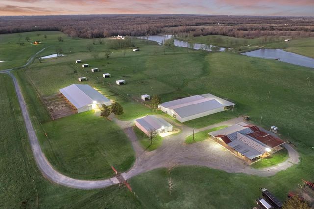 22199 Interstate Highway 45 Feeder N, Buffalo, TX 75831