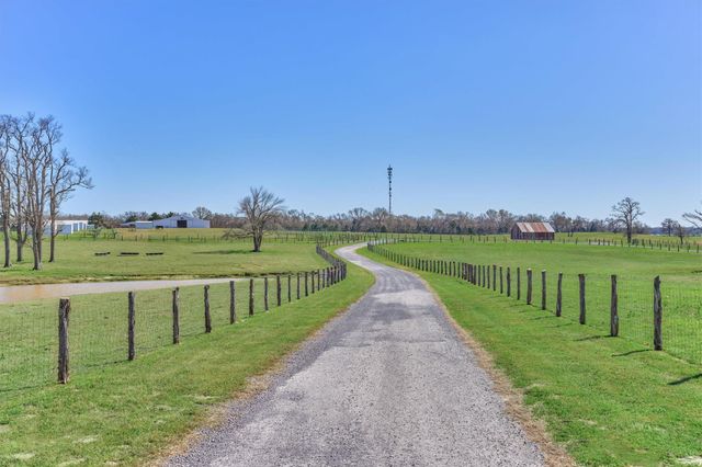 22199 Interstate Highway 45 Feeder N, Buffalo, TX 75831