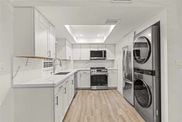 12384 SW 52nd Court, Cooper City, FL 33330