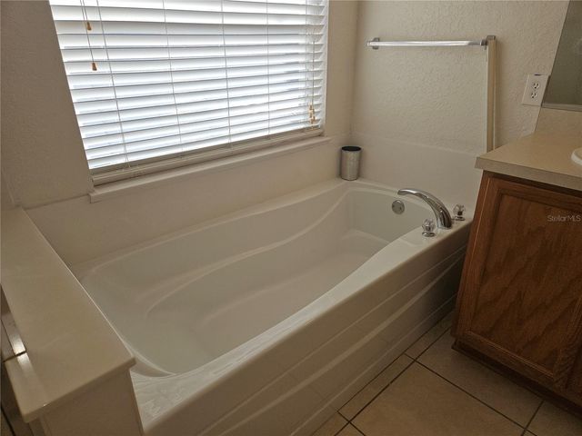 4935 SW 40TH LANE, Ocala, FL 34474