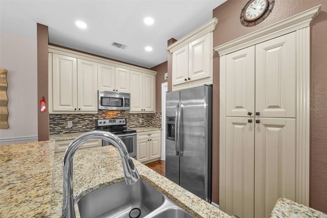 2199 CHIANTI PLACE 9-0925, Palm Harbor, FL 34683