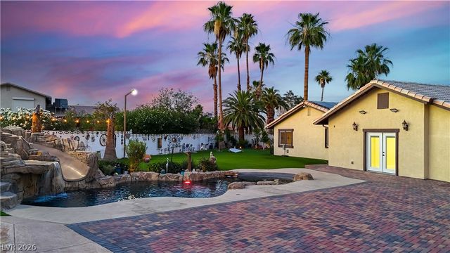 4358 Hobbs Drive, Las Vegas, NV 89120