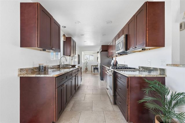 9539 Grandview Avenue, Arvada, CO 80002