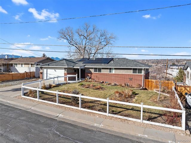 9539 Grandview Avenue, Arvada, CO 80002