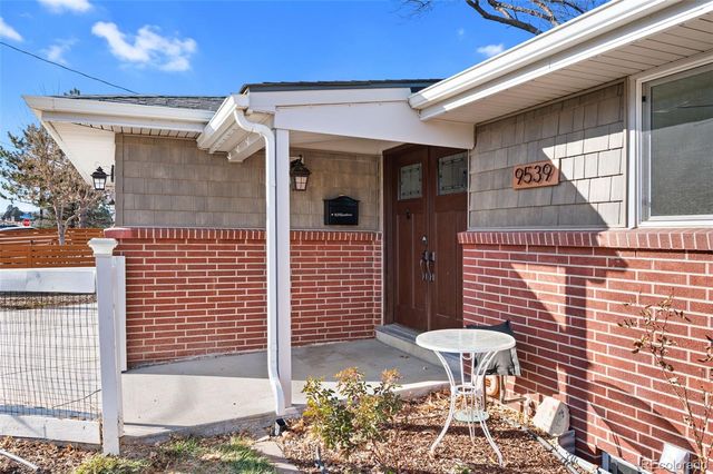 9539 Grandview Avenue, Arvada, CO 80002