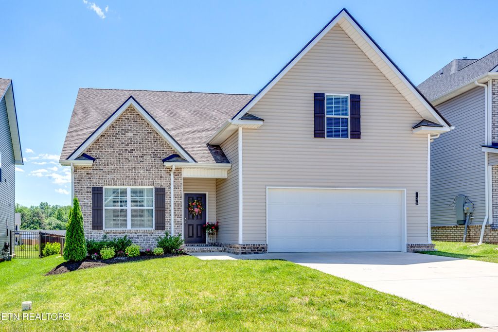 11378 Narrow Leaf Drive, Knoxville, TN 37932