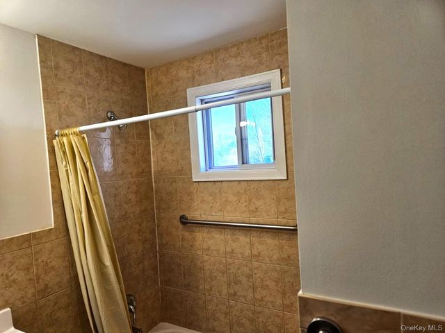 56 Applegate Drive, Central Islip, NY 11722