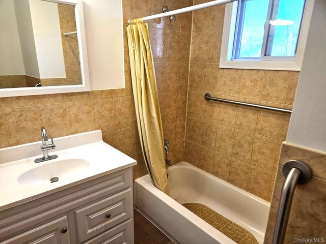 56 Applegate Drive, Central Islip, NY 11722