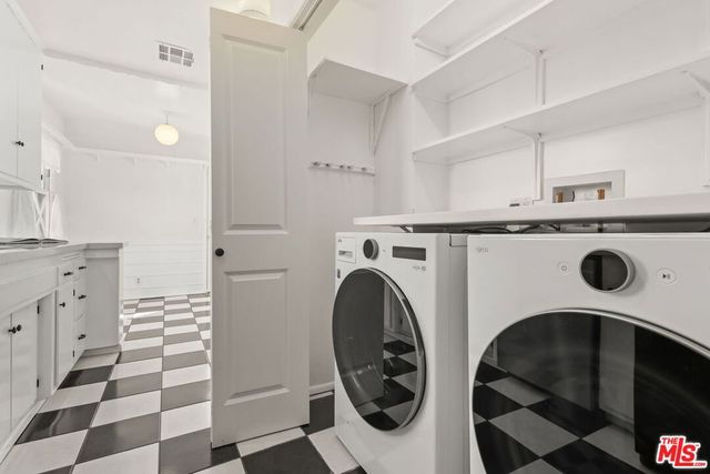 5733 Radford Avenue, Valley Village, CA 91607