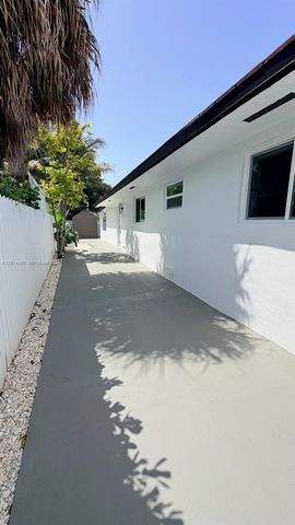 3144 SW 23rd Street 3144, Miami, FL 33145