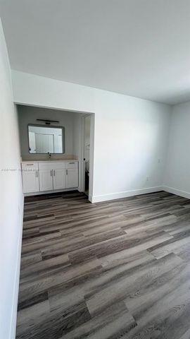 3144 SW 23rd Street 3144, Miami, FL 33145