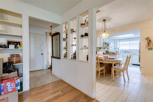 2009 Nantucket Drive, Richardson, TX 75080