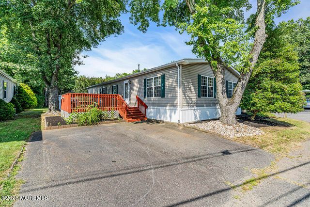 93 Village Road, Morganville, NJ 07751
