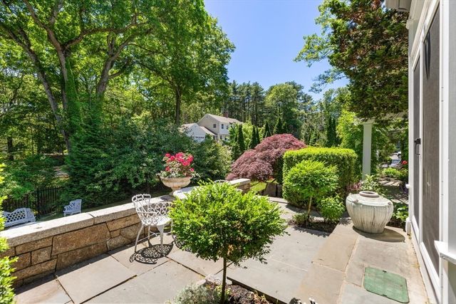 20 Woodholm Rd, Manchester, MA 01944